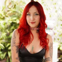 AngelsDemonh's Avatar Pic
