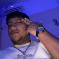 Emmax07's Profile Pic