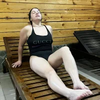 AlexaYvonne's Avatar Pic