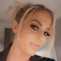 MilfLeah's Profile Pic