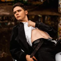 LimColins's Profile Pic