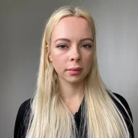Diovanna Poză de profil