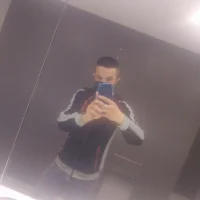 BigDickHot82872 avatar