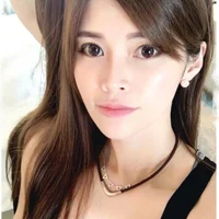 Alina10932's Avatar Pic