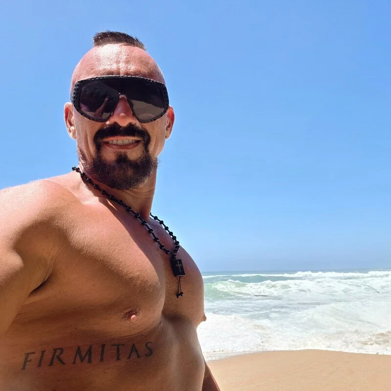 publicnakedman profile photo