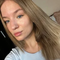 ReneeMoore Φωτ, Προφίλ