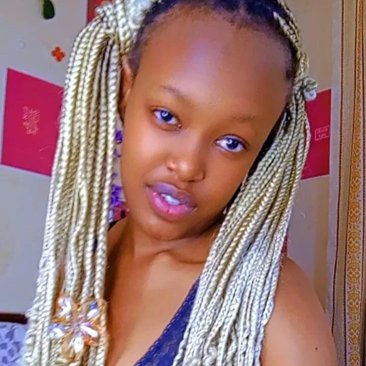 -Rosy Stripchat profile image