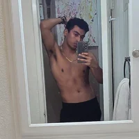 noyr_2003's Avatar Photo