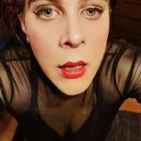 FineCeline's Profile Pic