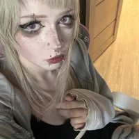 mollycutiestar webcam