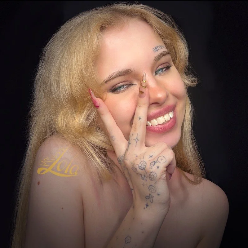 Creatrix_Lola Stripchat profile image