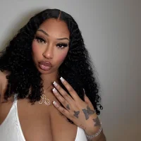 iadorekior's Profile Pic