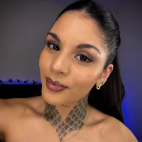Goldenpussy_1's Avatar Pic