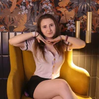 Gambar Profil Ann_Sky