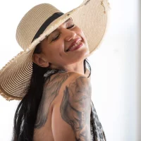 KatKelly77's Profile Pic