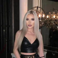 SabinaRyan's Profile Pic