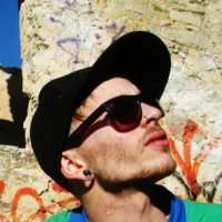 SexxxyLouis' Avatar Pic