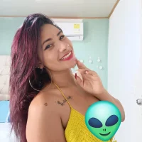 emily_rows's Profile Pic