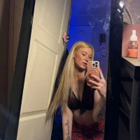 snow_bunny988's Profile Pic