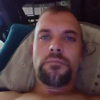 Kiki13129 webcam