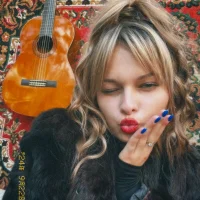 8essa's Profile Pic