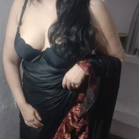 Pari999's Profile Pic
