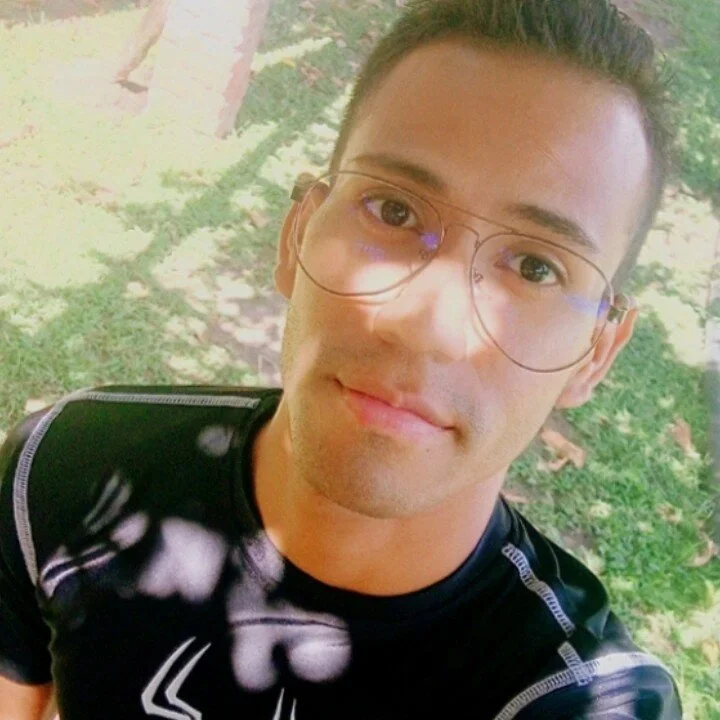 elnegritohot20 profile photo