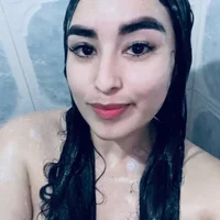 MiaLeon09's Avatar Pic