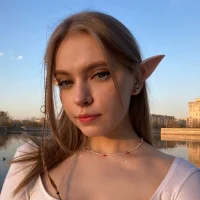 Little_Sof's Profile Pic