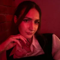 รูปโปรไฟล์ของ LoraLanett