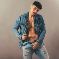 Andrew_lamar Adlı Modelin Avatarı