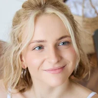 AgnesBishop's Avatar Pic