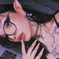 MoonAgnes's Profile Pic