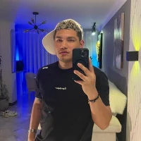รูปโปรไฟล์ของ Dylan_hot29