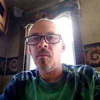 chris8827 – avatarbillede