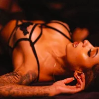 Eva__Moon_