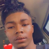 lolalaii's Avatar Pic