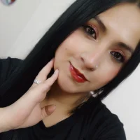 Emilly_Saenz's Profile Pic