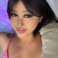 OliviaJones18 webcam