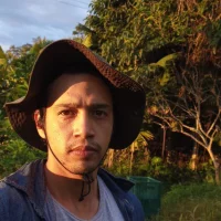 xluzangelx's Profile Pic