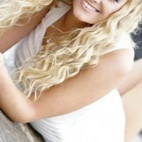 Dina_Ria's Profile Pic