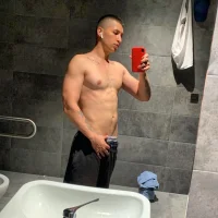 ducatti69es's Profile Pic