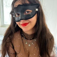 Casadaputinha22's Profile Pic