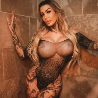 AmandaHard  的个人资料图片