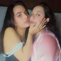 ScarletAndKate's Profile Pic