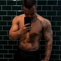 Castrevonde's Profile Pic