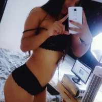 vikolatina Φωτ, Προφίλ