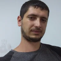 ErikHero 的个人资料图片