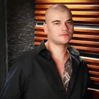 Alexxandro_Mullerr's Avatar Pic