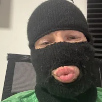 Ivnoxis's Profile Pic